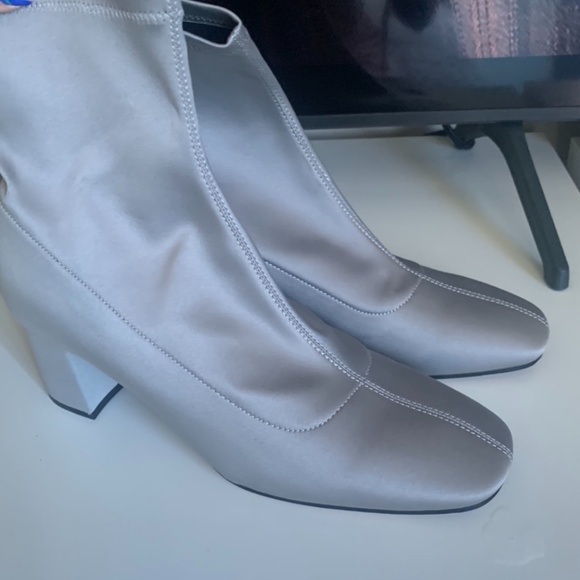 Zara Sock-Style Silver Satin Ankle Boots - Picture 3 of 4
